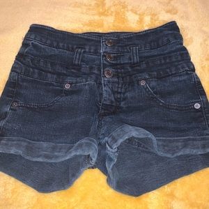 Jean shorts!